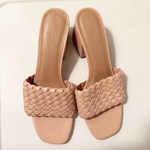 Cushionaire Memory Foam slip on heeled sandal Size 10